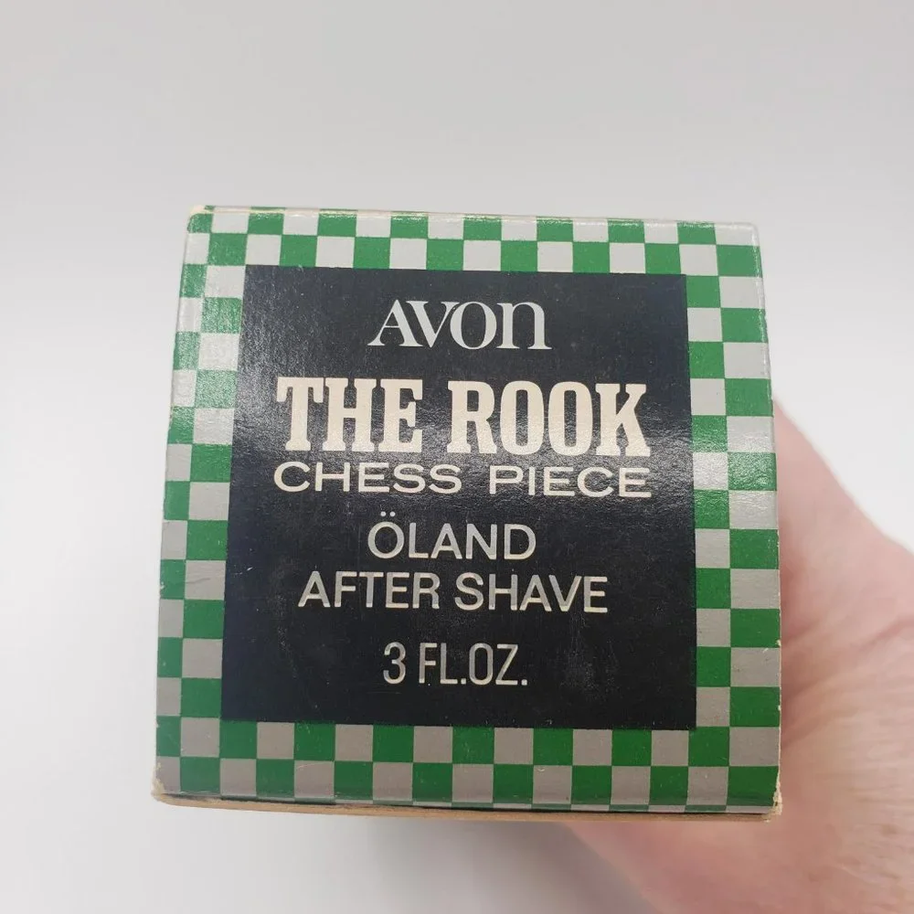 VINTAGE AVON THE ROOK CHESS PIECE~ OLAND AFTER SHAVE ~ Full Bottle 3 FL OZ / BB